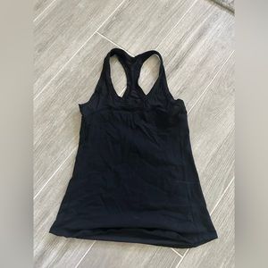 LuLuLemon Black Tank Top Women’s Size 6